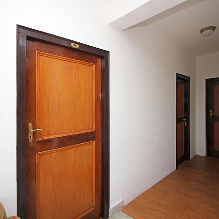 נייניטל Oyo 8878 Chinar Lake View מראה חיצוני תמונה