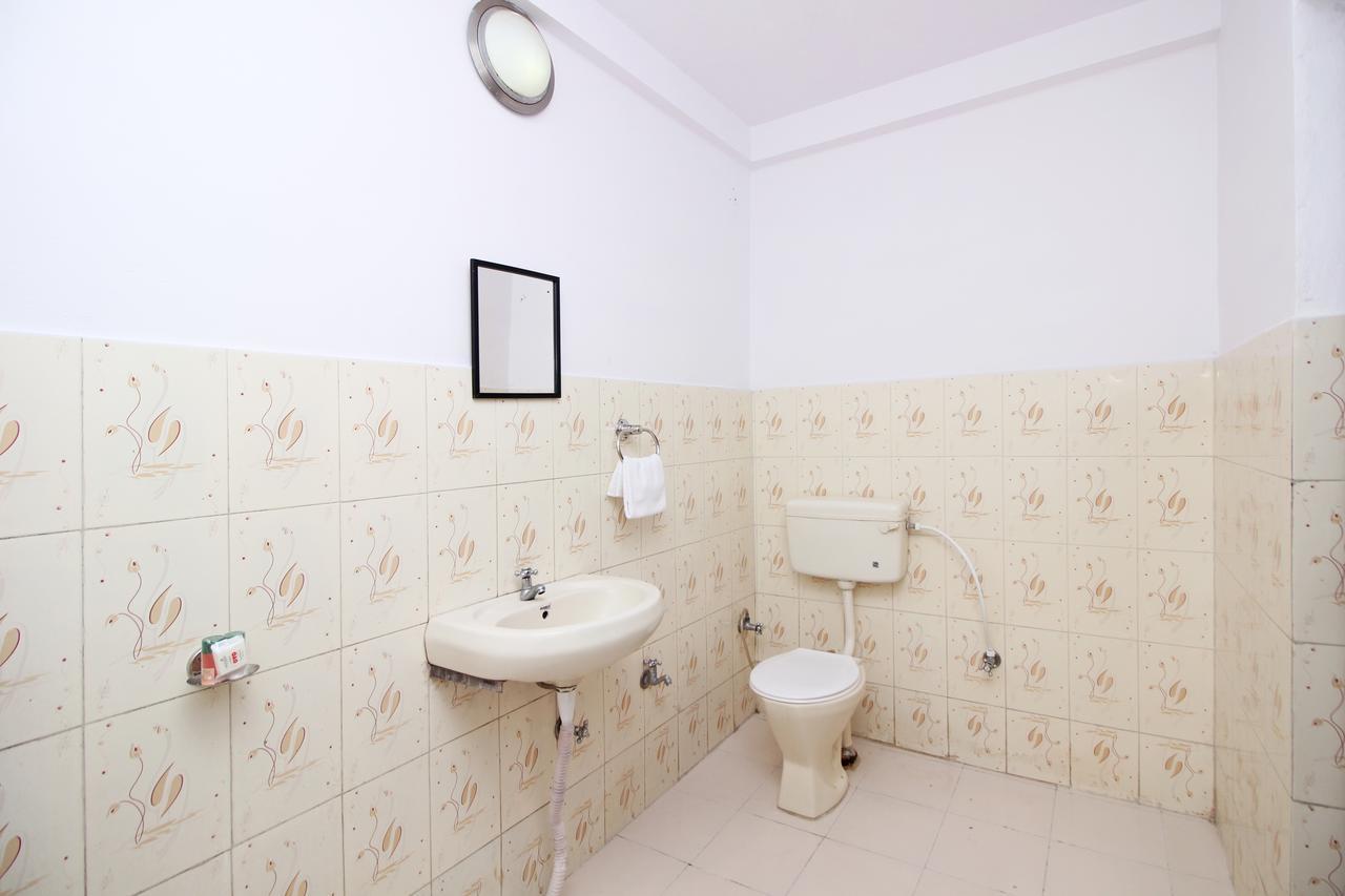 נייניטל Oyo 8878 Chinar Lake View מראה חיצוני תמונה